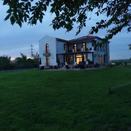 Ciao - Adults Only קורבו