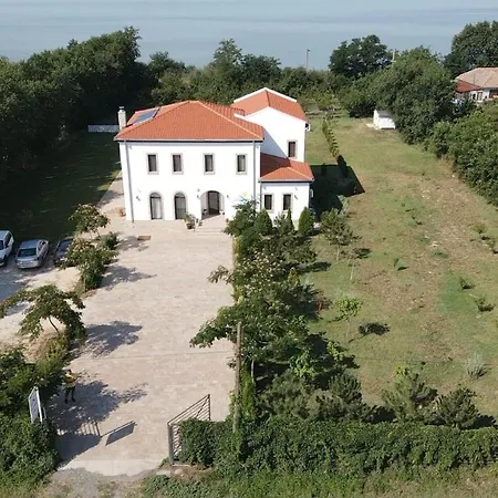 בית הארחה Ciao - Adults Only קורבו