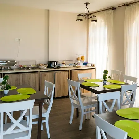 Maison d'hôtes Ciao - Adults Only 4*